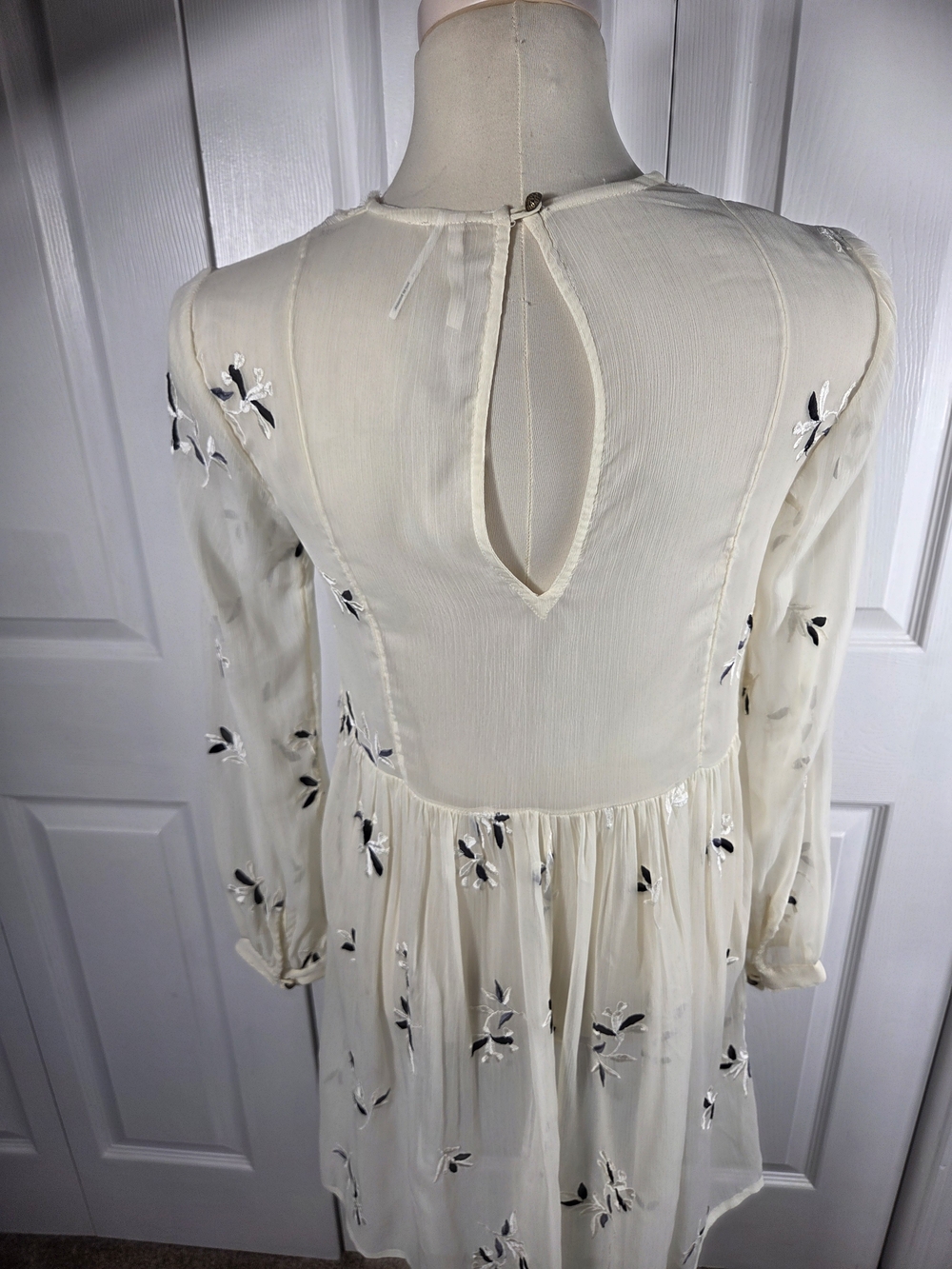 Anthropologie Feather Bone Cream Embroidered Boho Mini Dress 4 - Picture 4 of 14